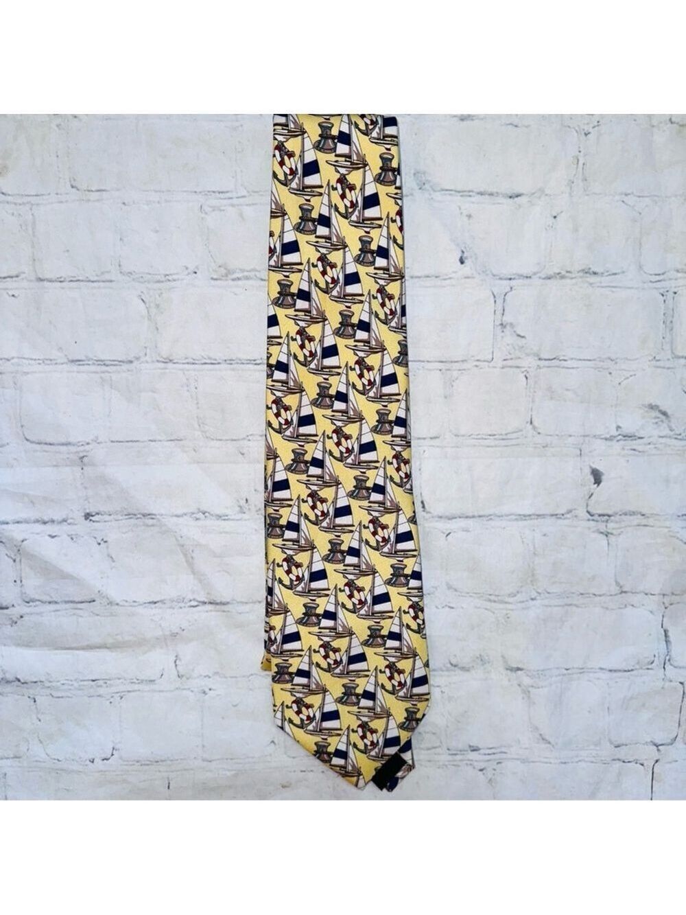 NWOT Men’s Handmade Rivetz Of Boston Yellow Nautical Sailboat Themed Necktie